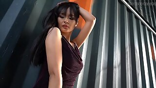 Min navn er yollada dit ultimative asiatisk sexlegetøj fra Thailand